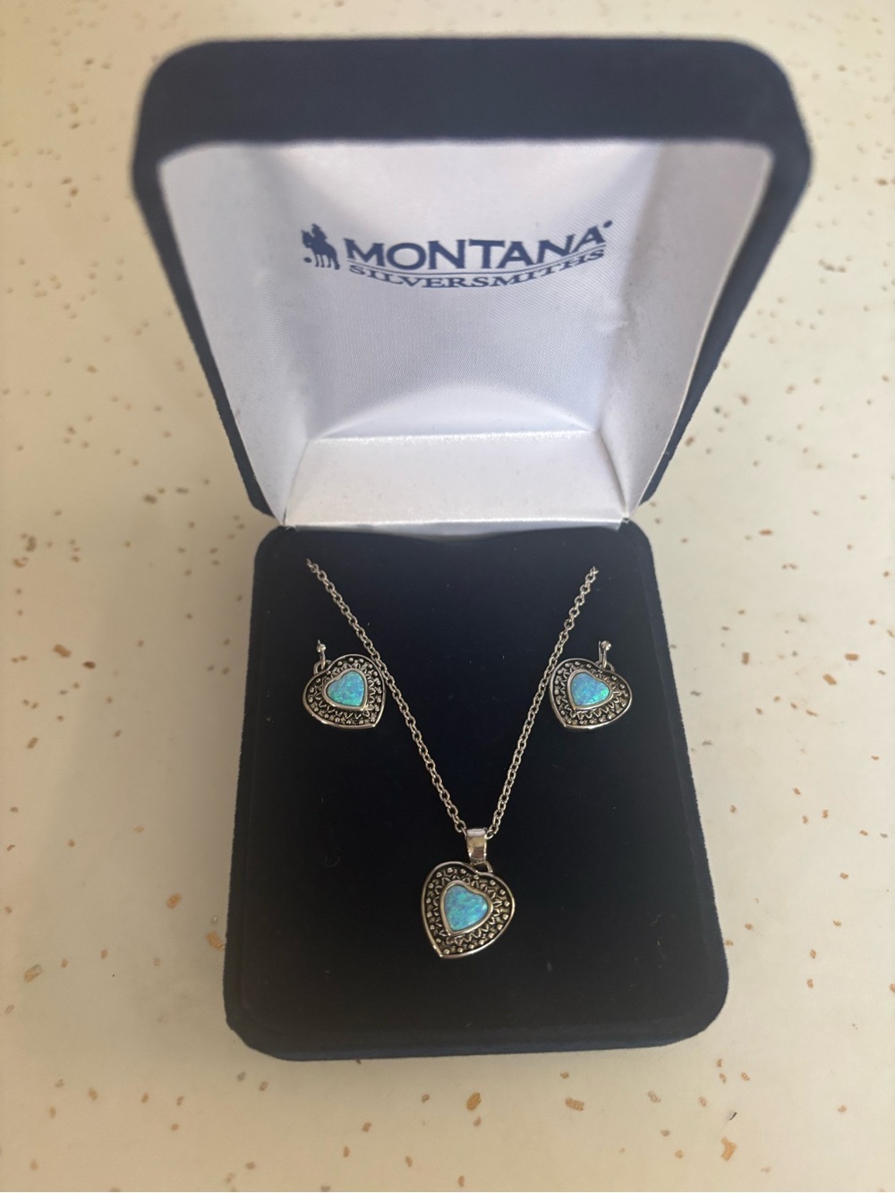 New Montana Silversmiths® Depths of My Heart Jewelry Set
